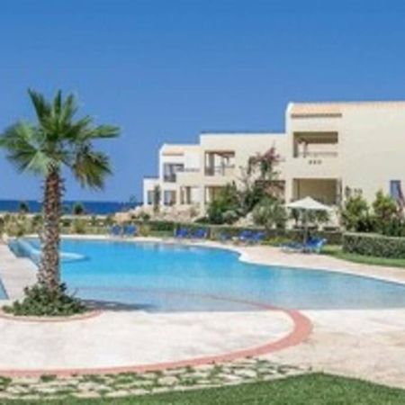Odyssey Beach Front Apartment Hriszí Aktí Haniá Kültér fotó