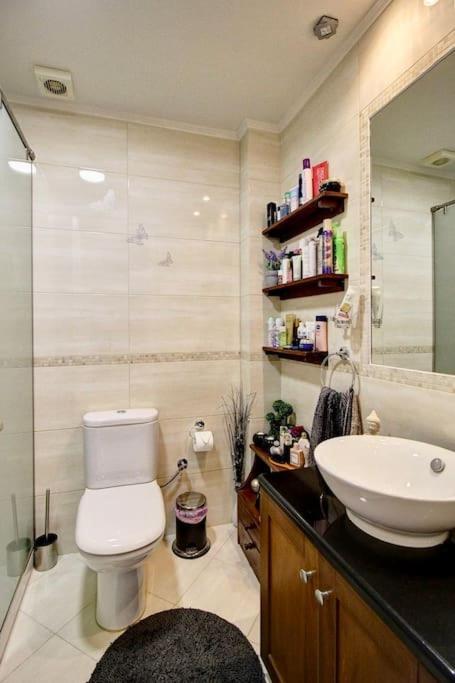 Odyssey Beach Front Apartment Hriszí Aktí Haniá Kültér fotó