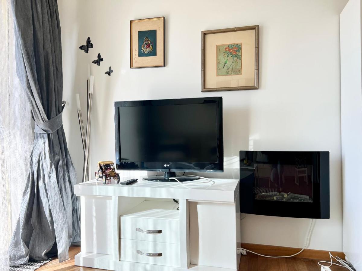 Odyssey Beach Front Apartment Hriszí Aktí Haniá Kültér fotó