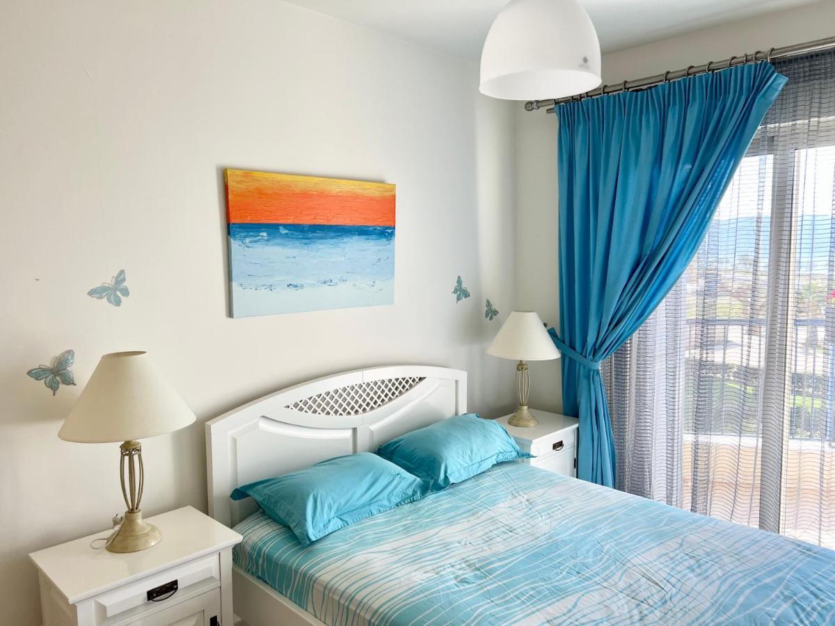 Odyssey Beach Front Apartment Hriszí Aktí Haniá Kültér fotó